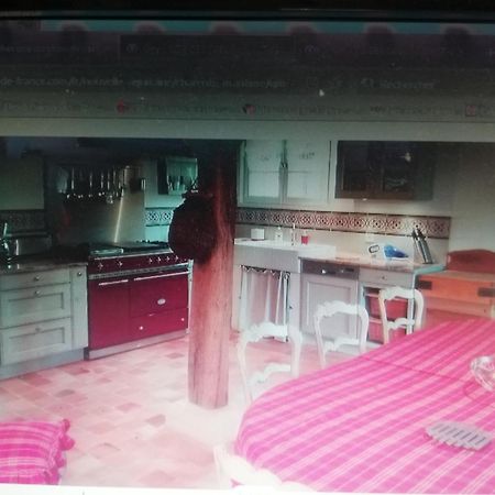 Maison De Campagne Saint-Bris-des-Bois Exteriér fotografie
